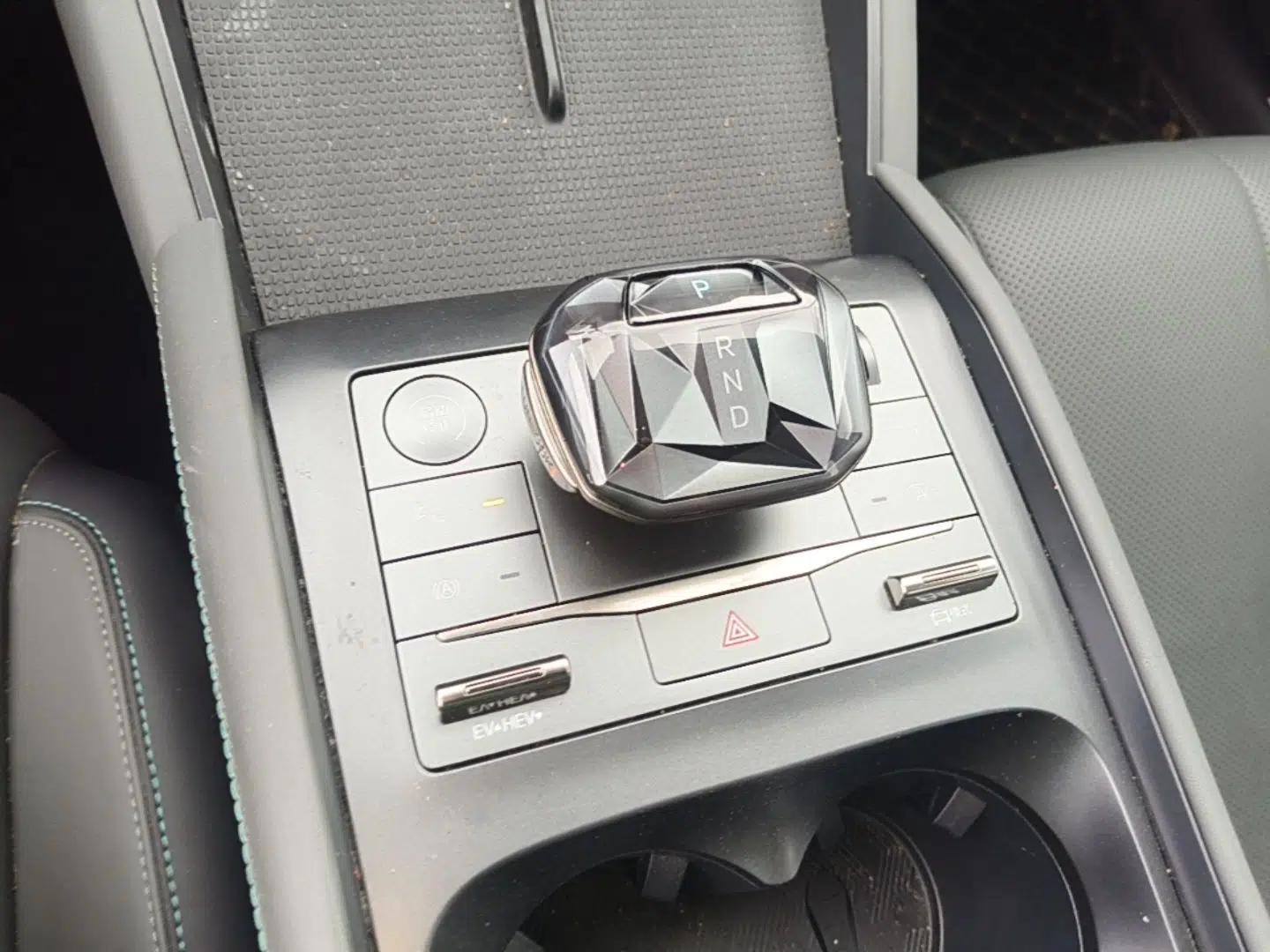 BYD Qin L 2024 DM-i 120KM Beyond Model — миниатюра 16