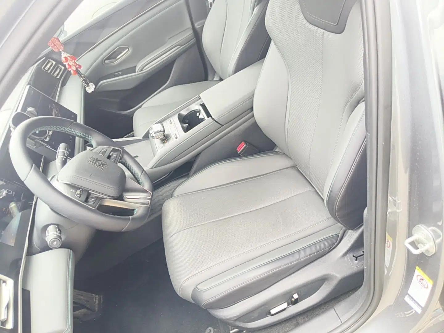 BYD Qin L 2024 DM-i 120KM Beyond Model — миниатюра 17