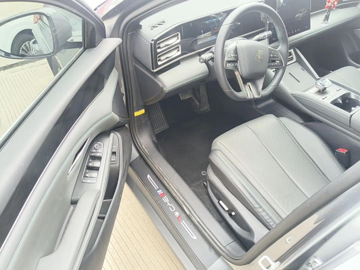 BYD Qin L 2024 DM-i 120KM Beyond Model — миниатюра 18