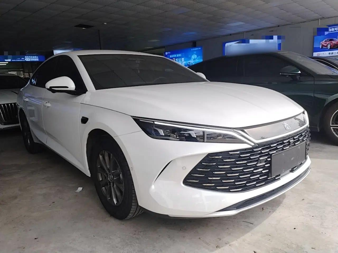 BYD Qin L 2025 DM-i Smart Drive 80KM Leading Model — миниатюра 3