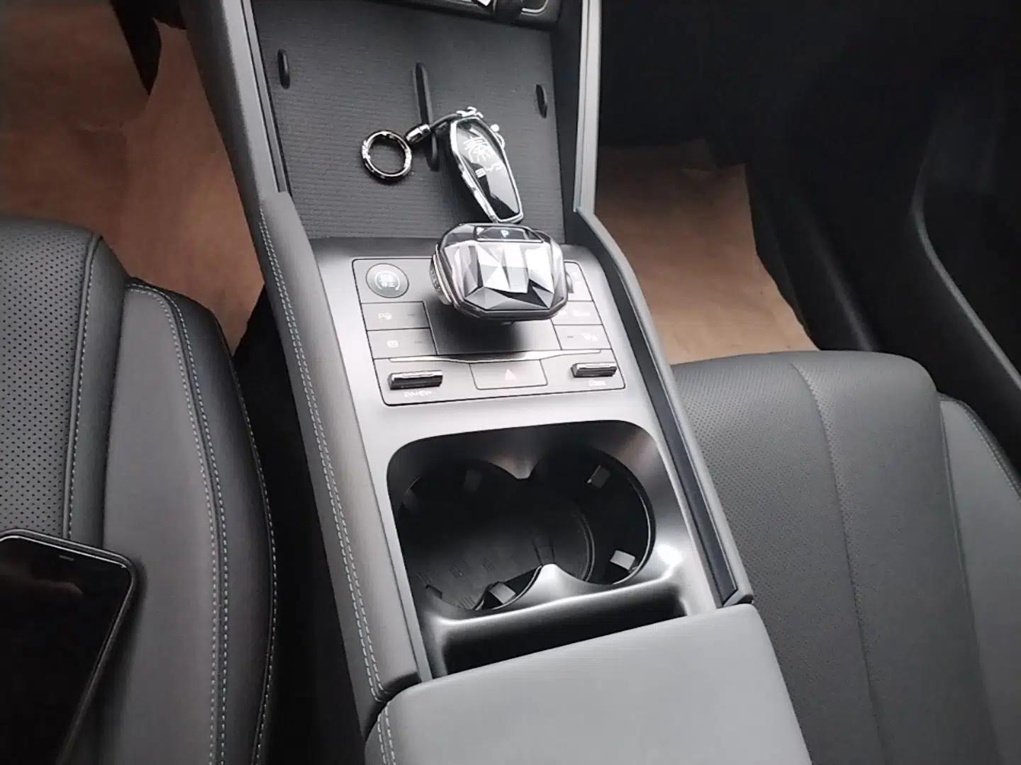 BYD Qin L 2025 DM-i Smart Drive 80KM Leading Model — миниатюра 21