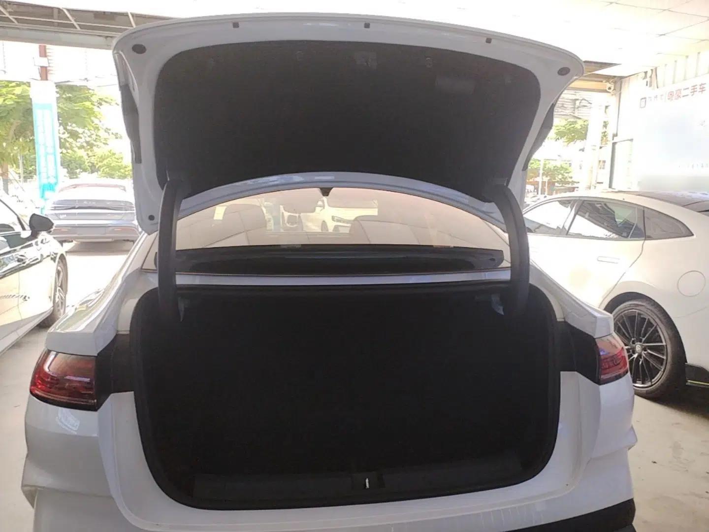BYD Qin L 2025 DM-i Smart Drive 80KM Leading Model — миниатюра 27