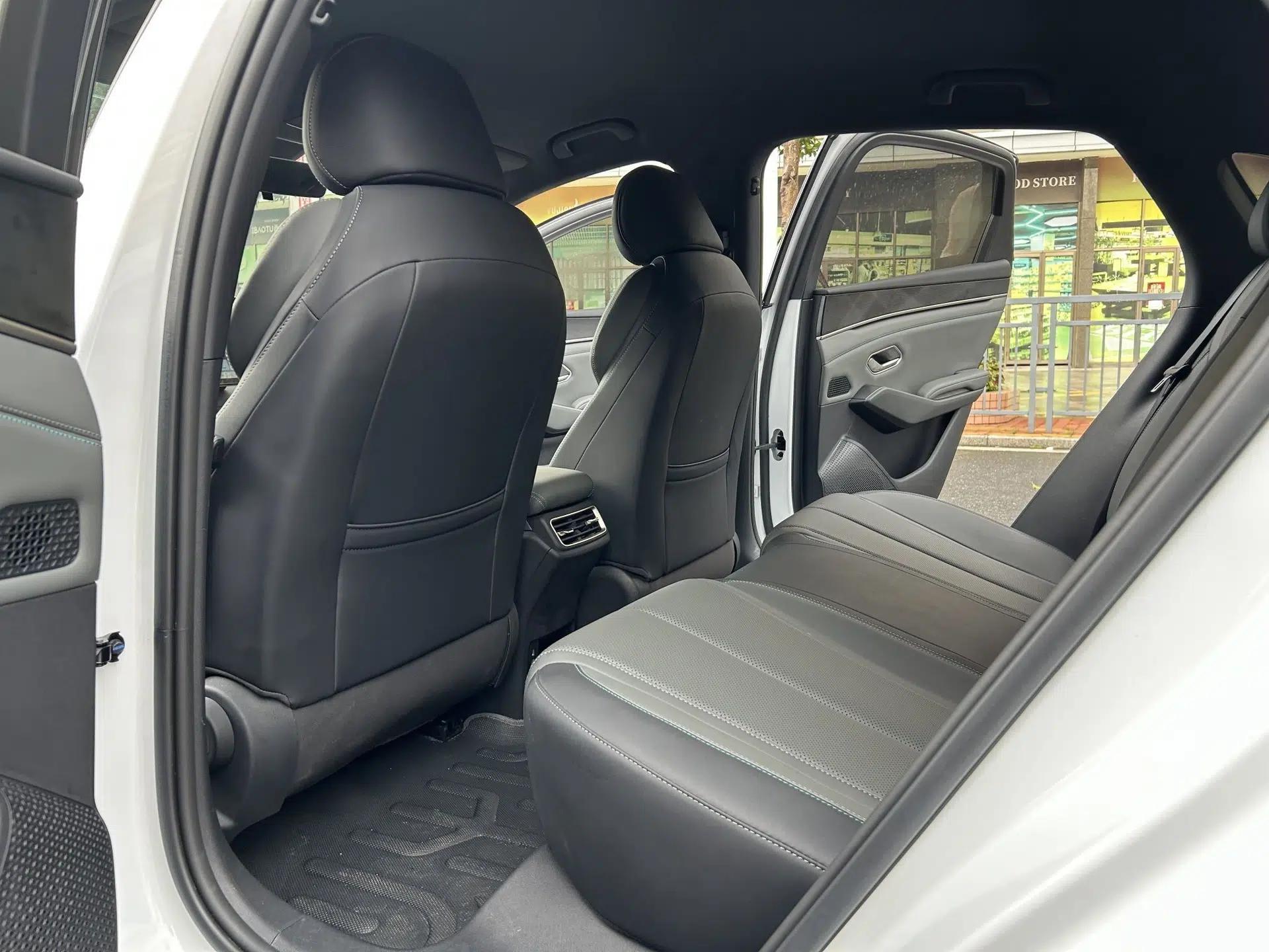 BYD Qin L 2025 DM-i Smart Drive 80KM Leading Model — миниатюра 29