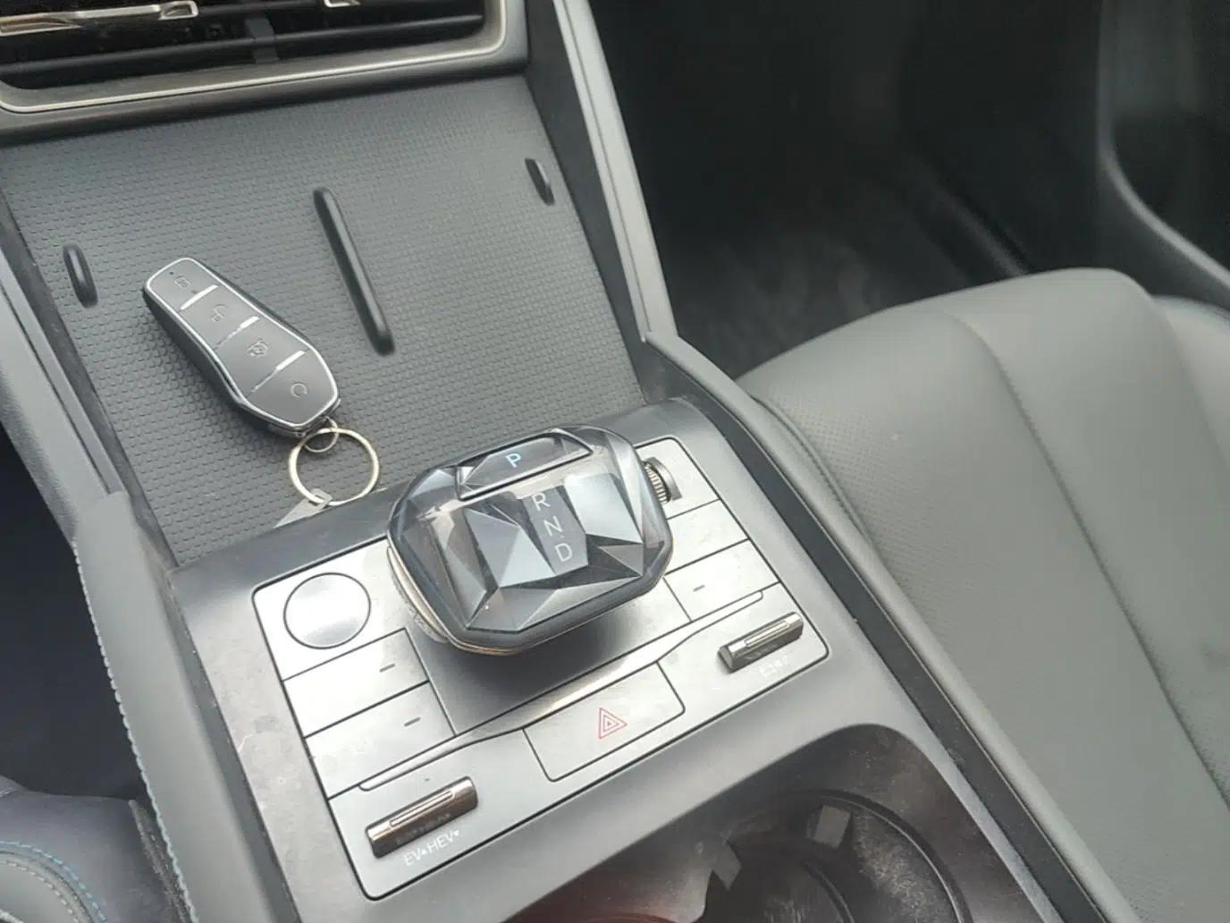 BYD Qin L 2025 DM-i Smart Drive 80KM Leading Model — миниатюра 16