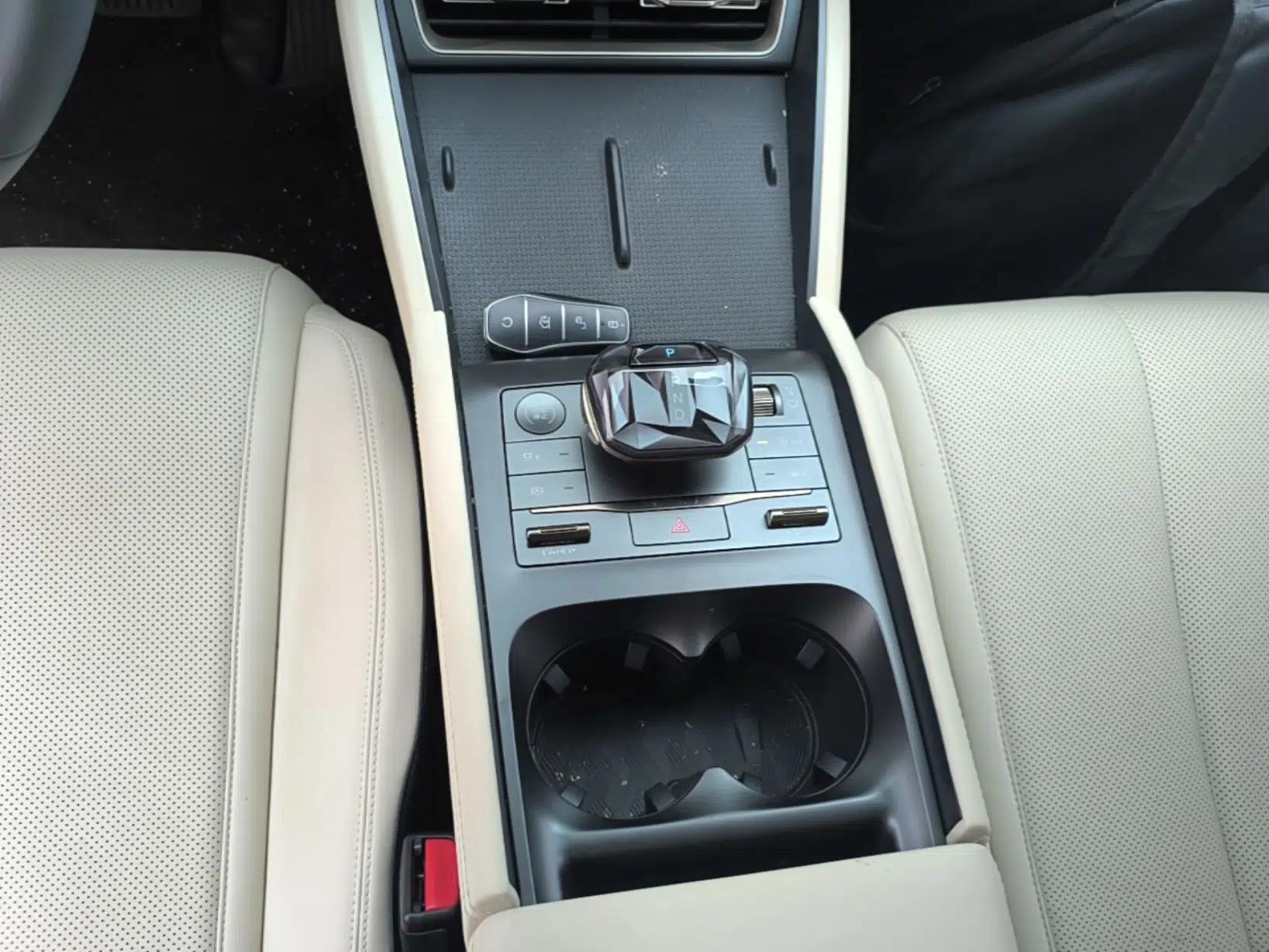 BYD Qin L 2024 DM-i 80KM Leading Model — миниатюра 16