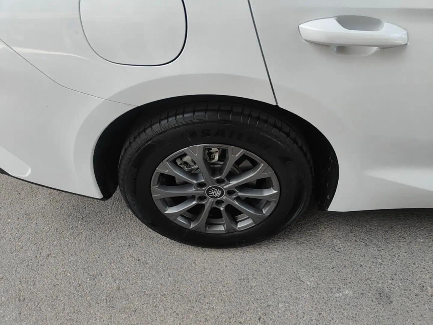 BYD Qin L 2024 DM-i 80KM Leading Model — миниатюра 11