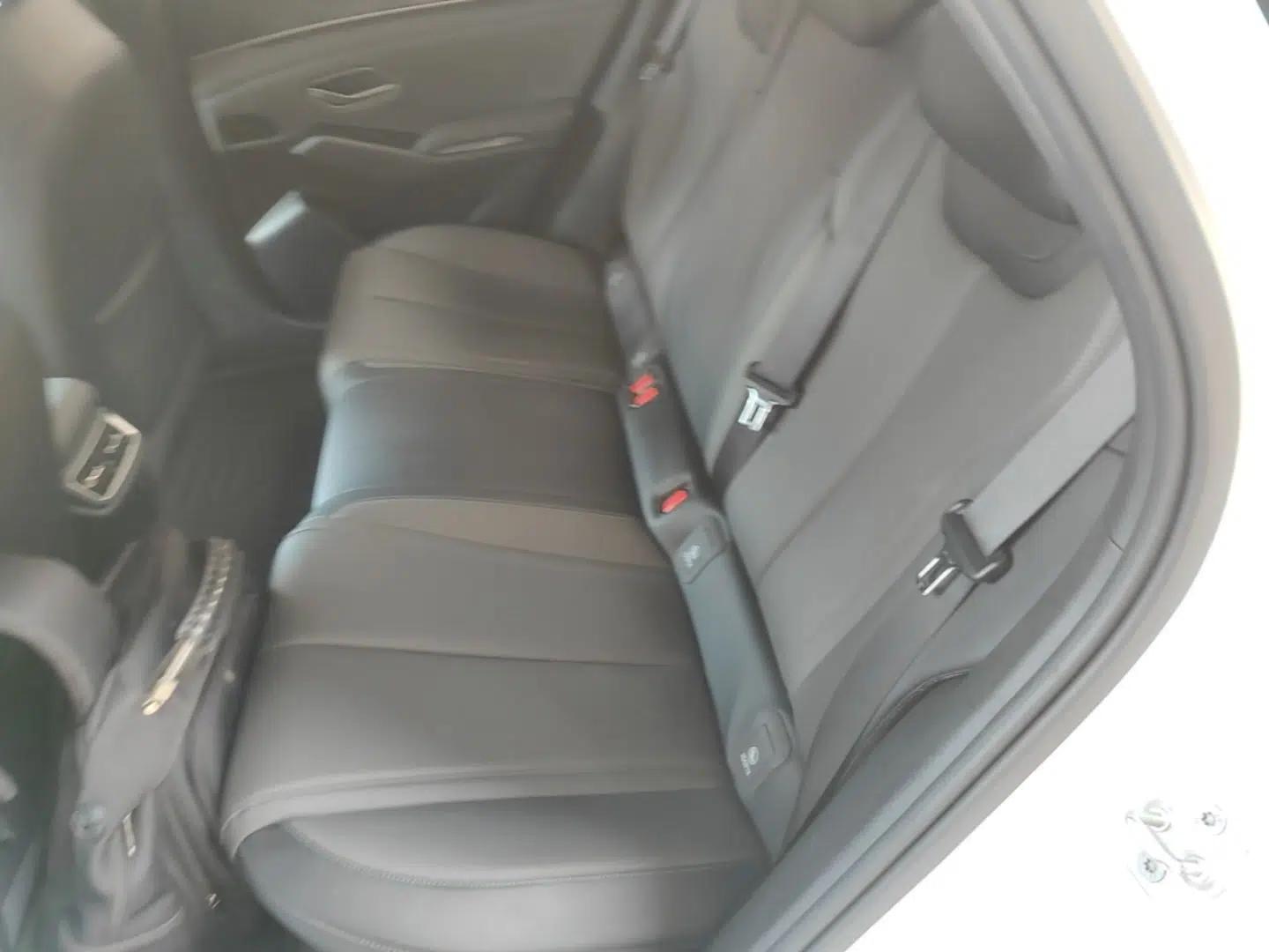 BYD Qin L 2024 DM-i 80KM Leading Model — миниатюра 20
