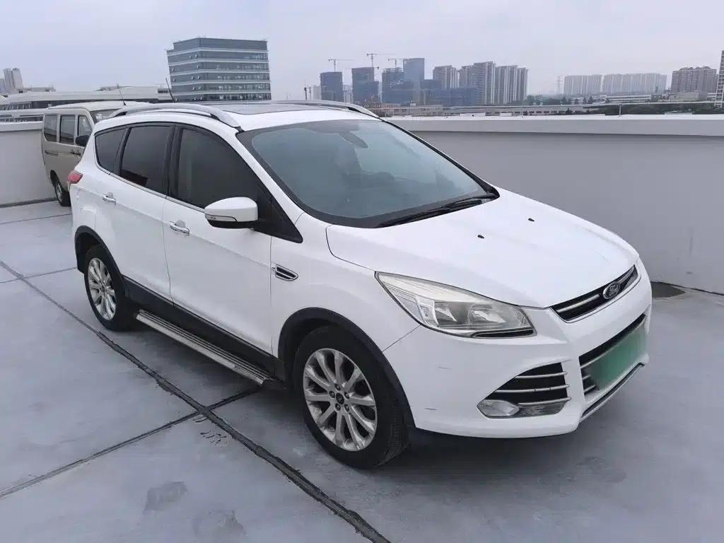 Ford Kuga 2013 2.0L GTDi AWD Elite — миниатюра 27