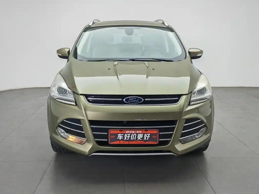 Ford Kuga 2013 2.0L GTDi AWD Elite — миниатюра 3