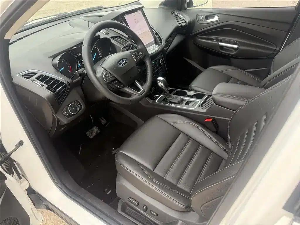 Ford Kuga 2019 EcoBoost 180 2WD Luxury Edition (China V Emission Standard) — миниатюра 4