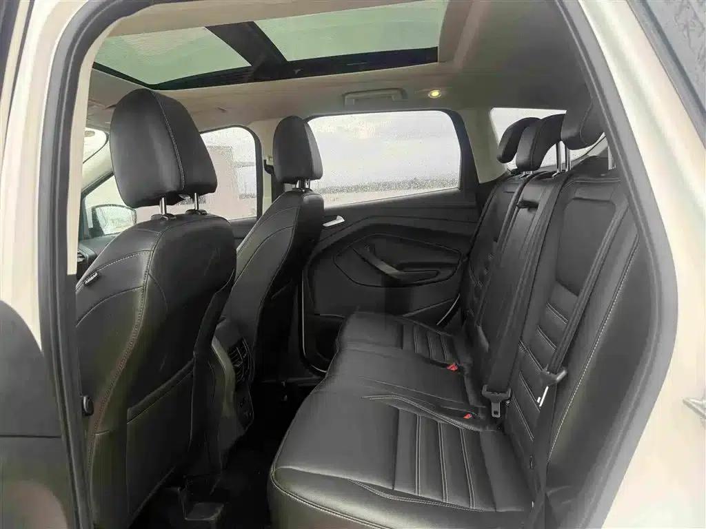 Ford Kuga 2019 EcoBoost 180 2WD Luxury Edition (China V Emission Standard) — миниатюра 6