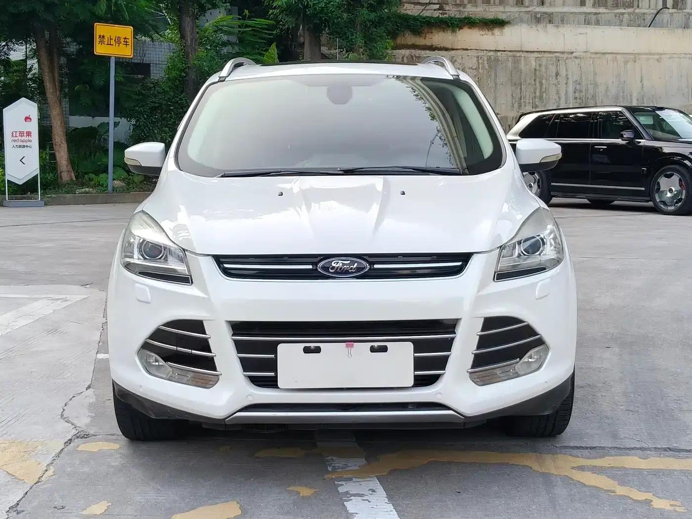Ford Kuga 2015 2.0L GTDi AWD Sport — миниатюра 2