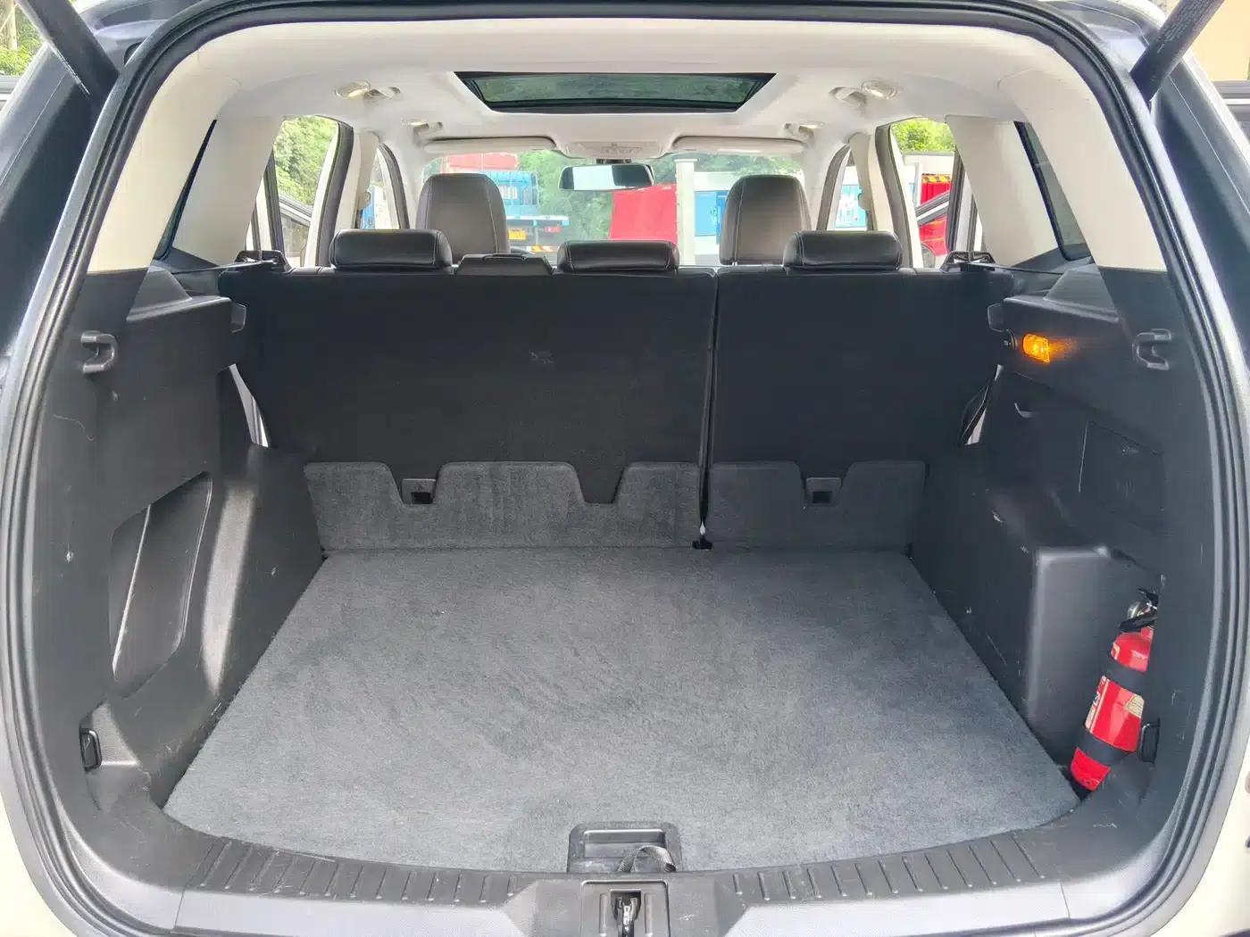 Ford Kuga 2015 2.0L GTDi AWD Sport — миниатюра 12