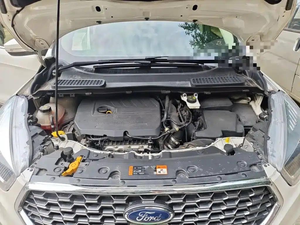 Ford Kuga 2019 EcoBoost 180 2WD Luxury Edition (China V Emission Standard) — миниатюра 11