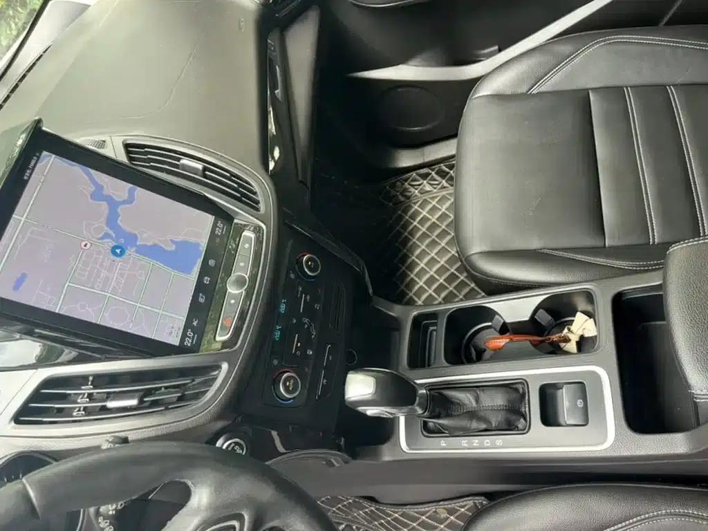 Ford Kuga 2019 EcoBoost 180 2WD Luxury Edition (China V Emission Standard) — миниатюра 15