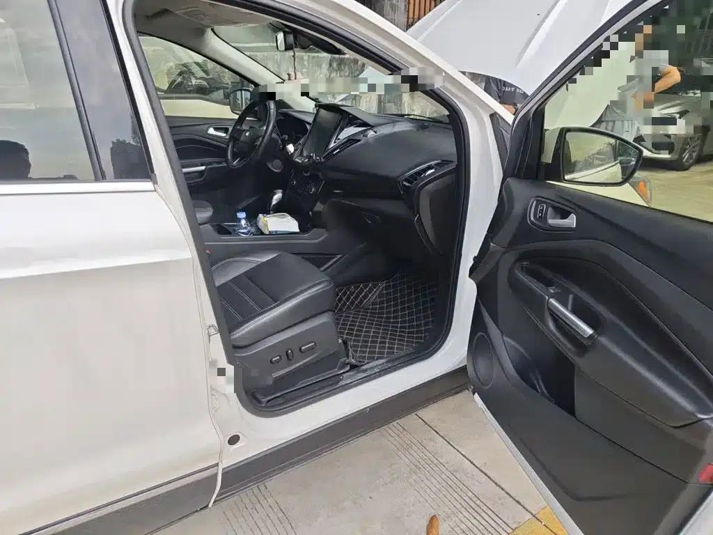 Ford Kuga 2019 EcoBoost 180 2WD Luxury Edition (China V Emission Standard) — миниатюра 20