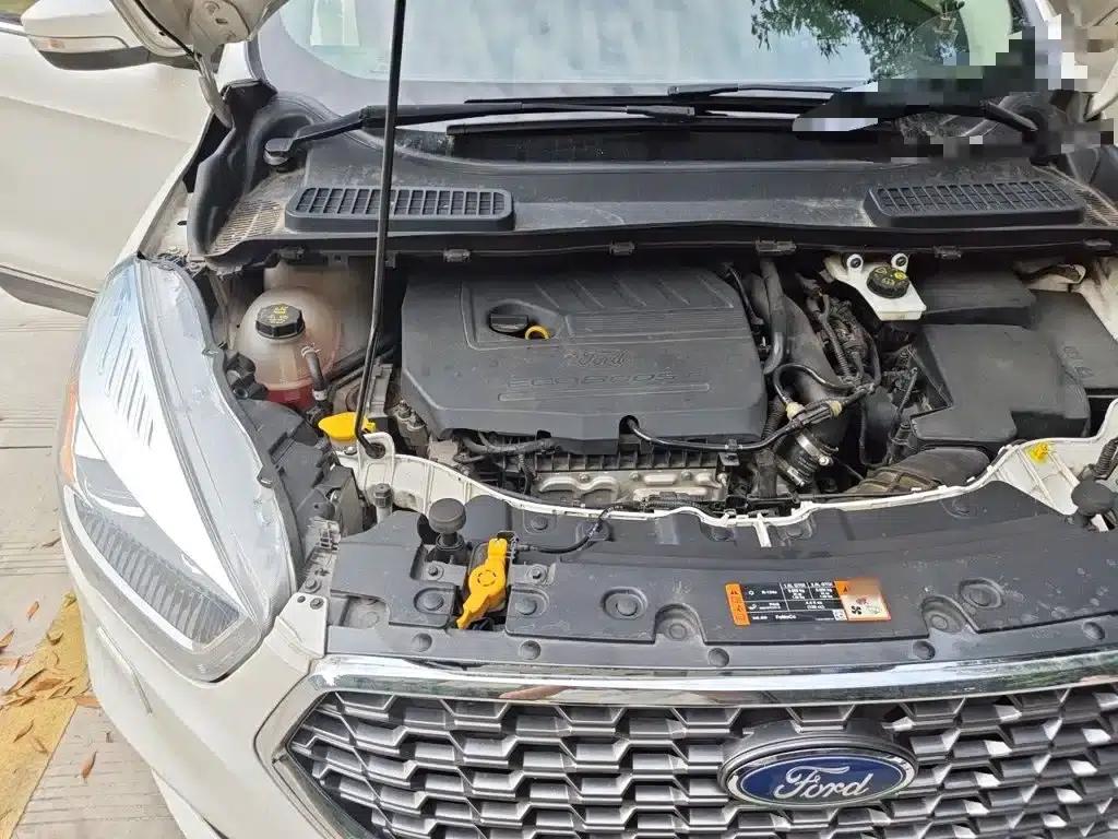 Ford Kuga 2019 EcoBoost 180 2WD Luxury Edition (China V Emission Standard) — миниатюра 21