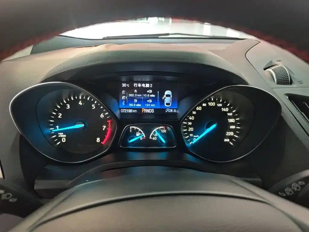 2017 Ford Kuga EcoBoost 180 2WD Luxury Edition — миниатюра 12
