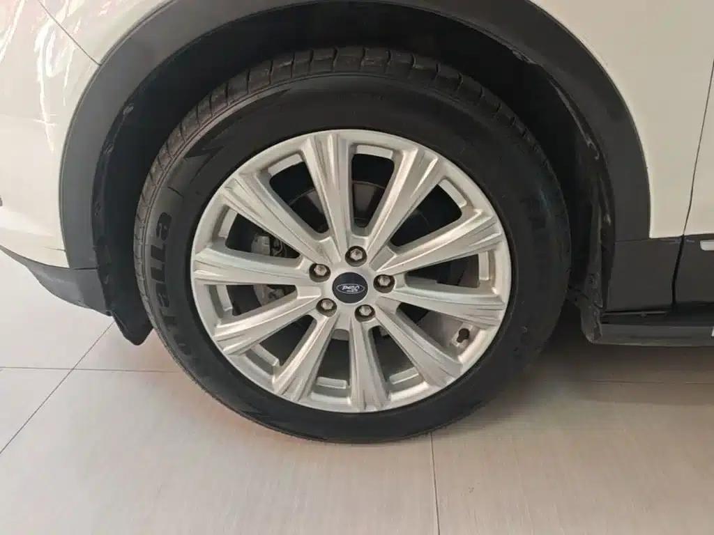 2017 Ford Kuga EcoBoost 180 2WD Luxury Edition — миниатюра 23