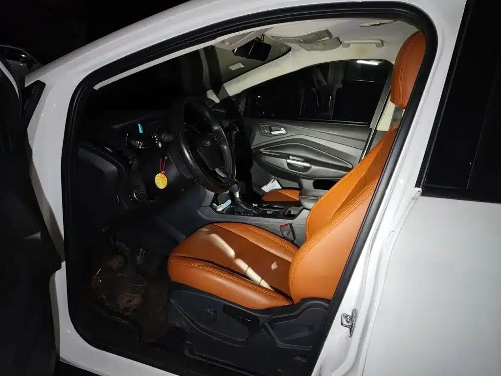 2017 Ford Kuga EcoBoost 180 2WD Elite Edition — миниатюра 12