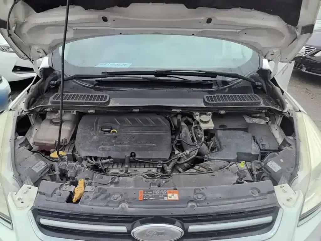 Ford Kuga 2015 1.5L GTDi 2WD Comfort Model — миниатюра 20