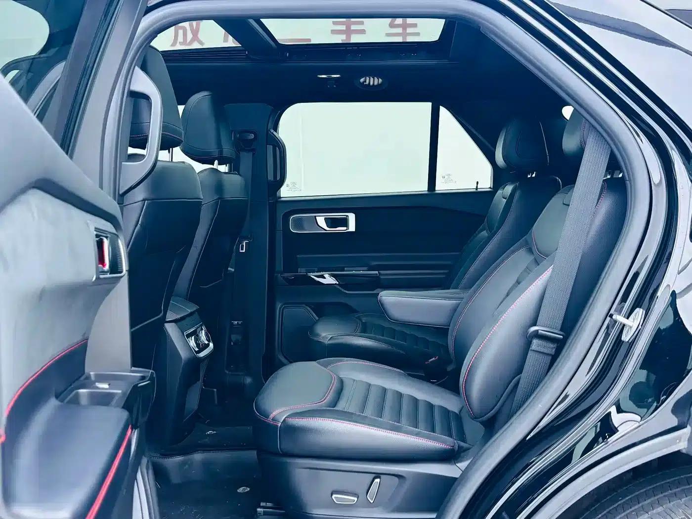 2023 Explorer EcoBoost 285 AWD ST-LINE 6-seater — миниатюра 14
