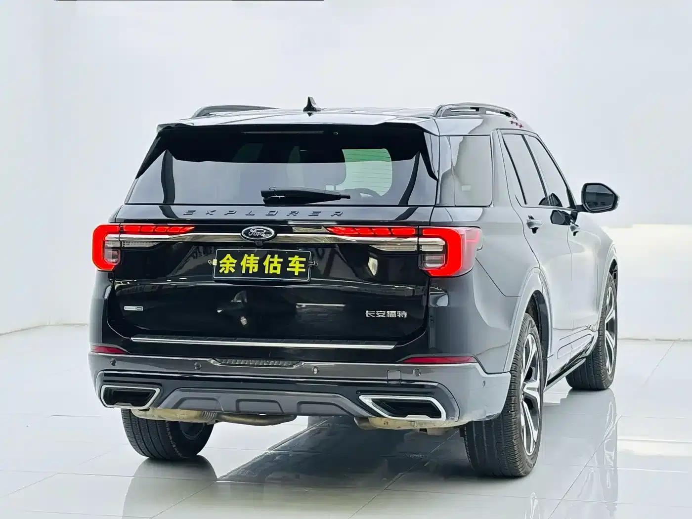 2023 Explorer EcoBoost 285 AWD ST-LINE 6-seater — миниатюра 6