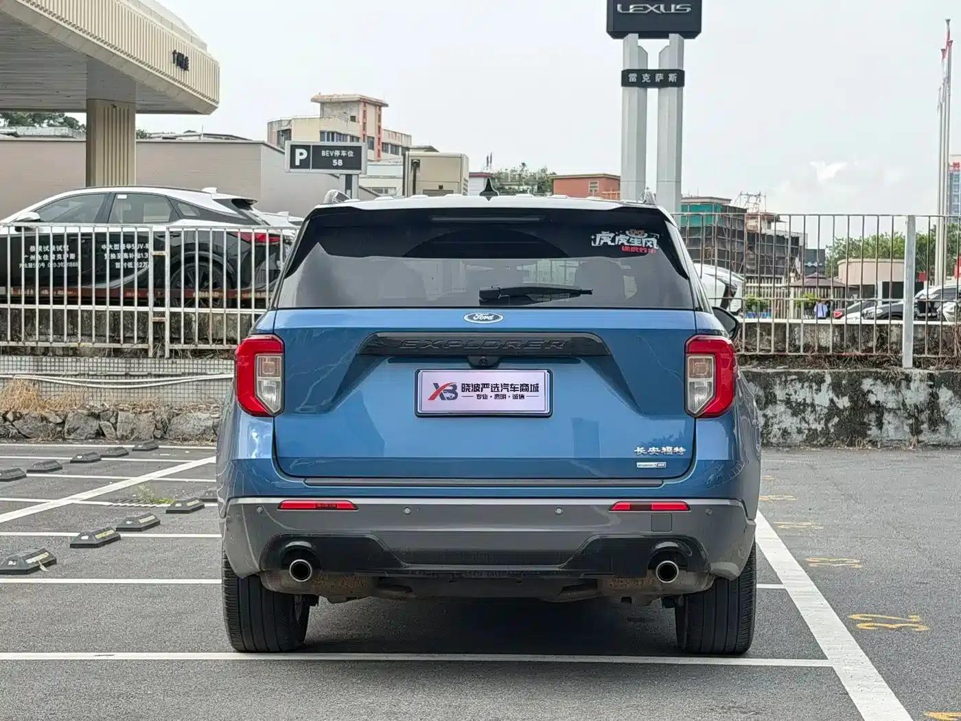 2020 Ford Explorer EcoBoost 285 AWD Sport ST-LINE 7-Seater — миниатюра 6