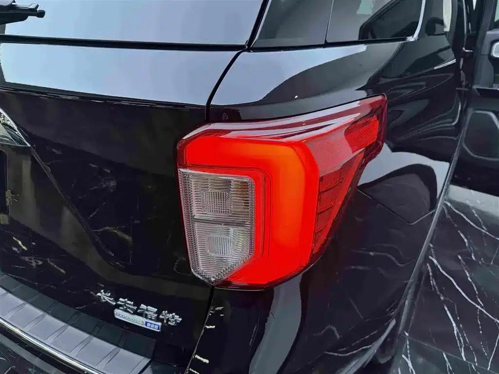 2020 Ford Explorer EcoBoost 285 AWD Titanium Edition (6-seater) — миниатюра 22