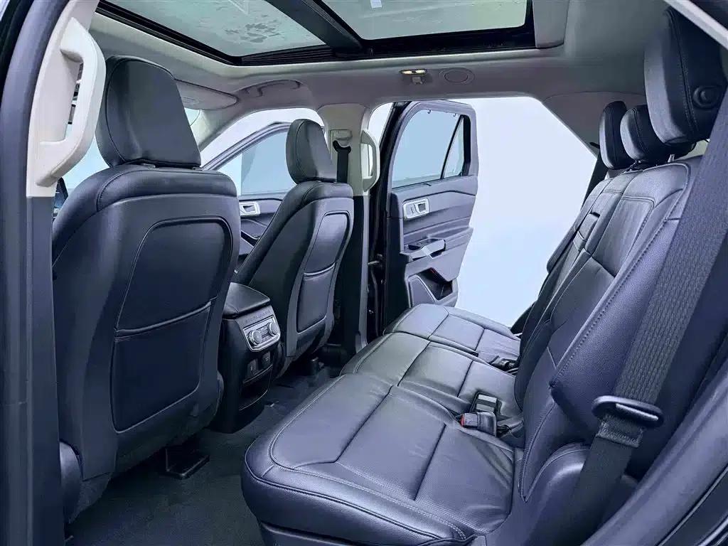 2020 Ford Explorer EcoBoost 285 AWD Titanium Edition (6-seater) — миниатюра 10