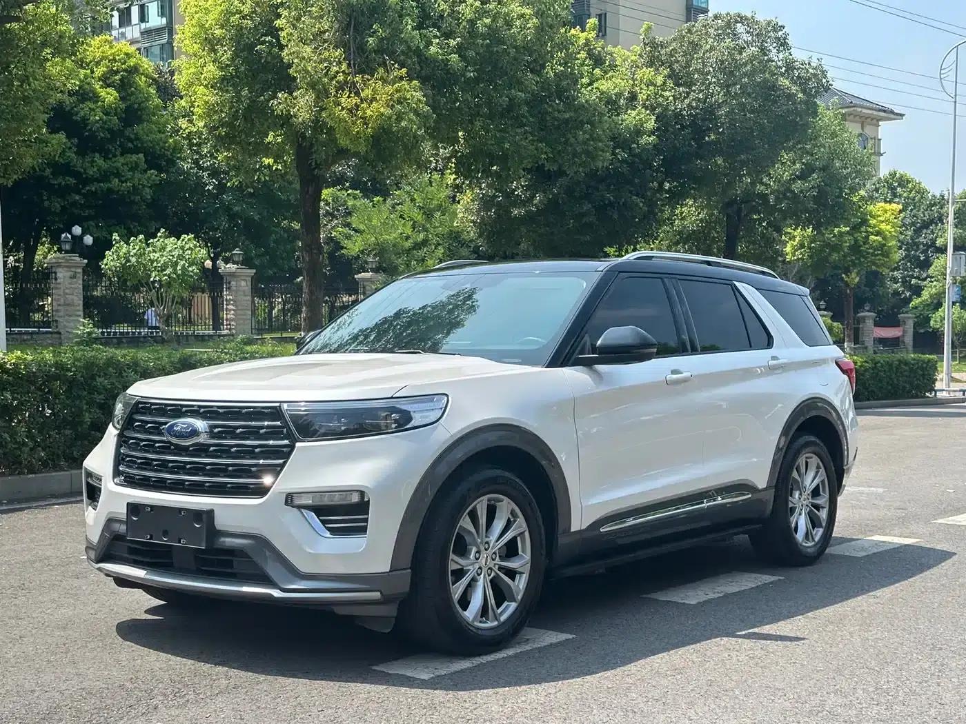 Explorer 2020 EcoBoost 285 4WD Fashion Edition 6-seater — миниатюра 1