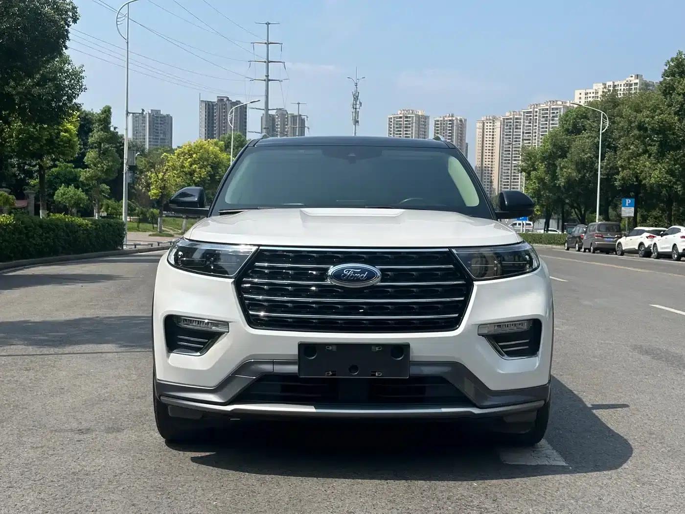 Explorer 2020 EcoBoost 285 4WD Fashion Edition 6-seater — миниатюра 2