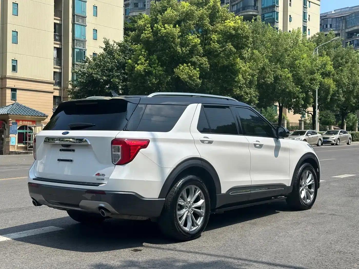 Explorer 2020 EcoBoost 285 4WD Fashion Edition 6-seater — миниатюра 11