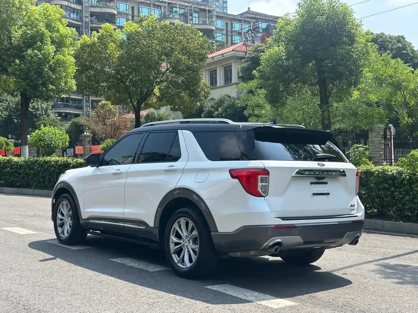 Explorer 2020 EcoBoost 285 4WD Fashion Edition 6-seater — миниатюра 13