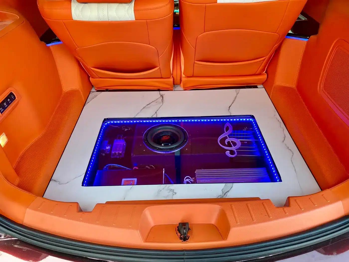 2013 Explorer 3.5L Premium (Imported) — миниатюра 13