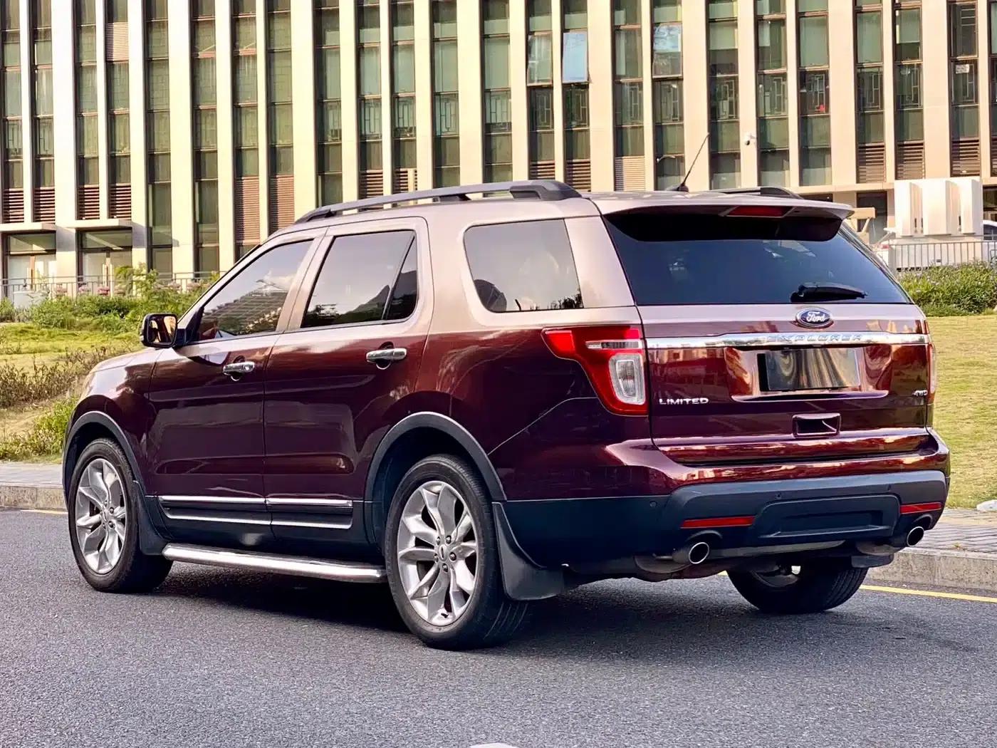 2013 Explorer 3.5L Premium (Imported) — миниатюра 3
