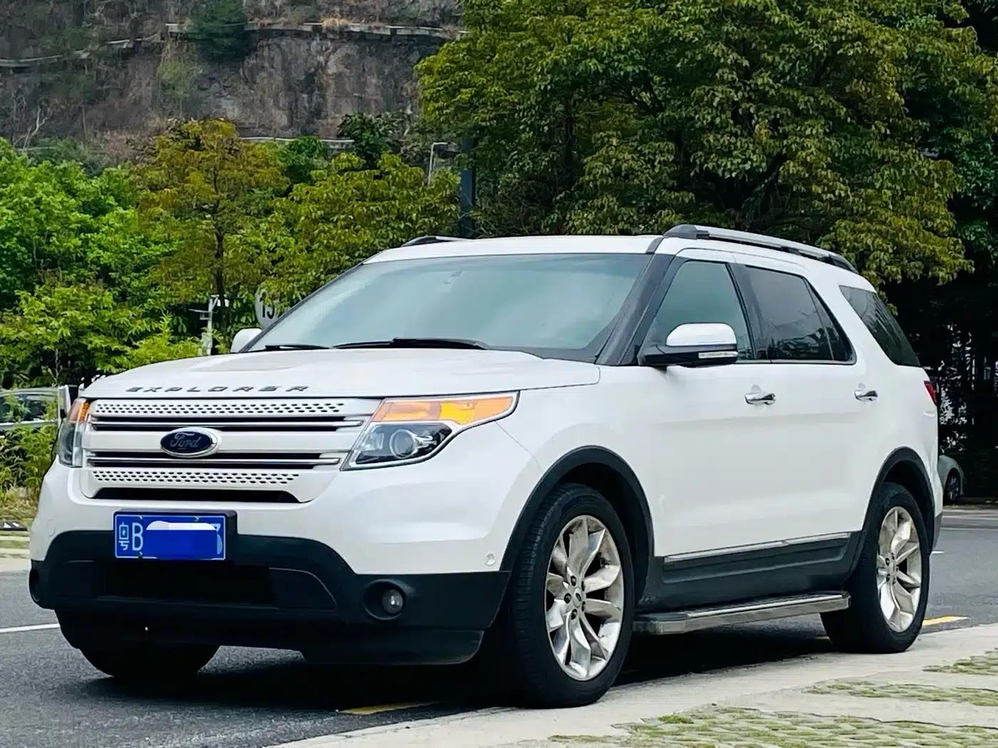 2013 Explorer 3.5L Premium (Imported) — миниатюра 1