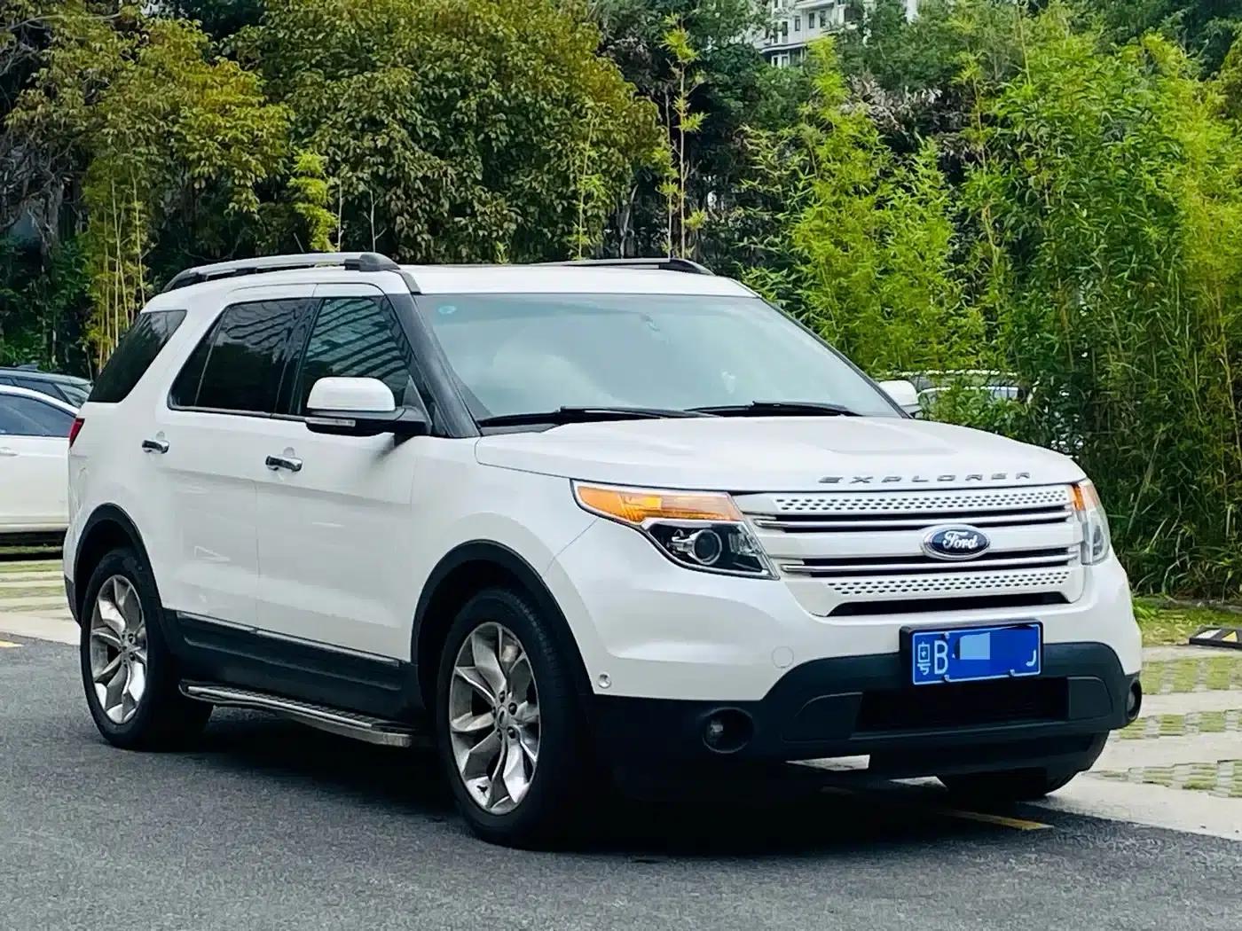2013 Explorer 3.5L Premium (Imported) — миниатюра 2