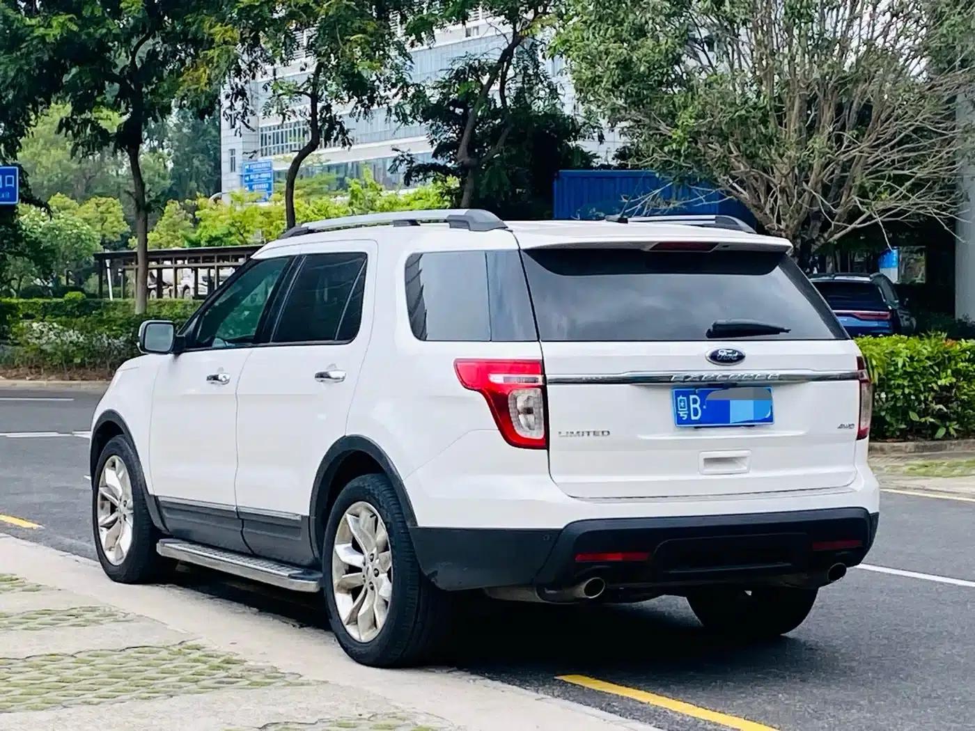 2013 Explorer 3.5L Premium (Imported) — миниатюра 4