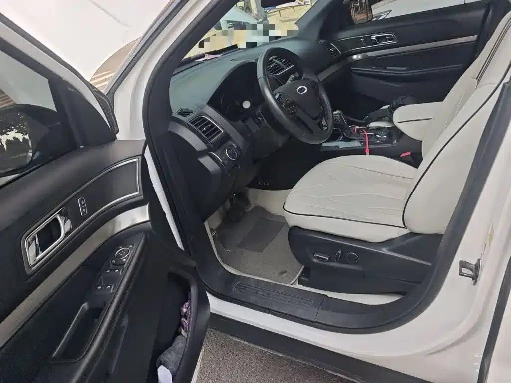2018 Explorer 2.3T Fashion Edition (Imported) — миниатюра 13