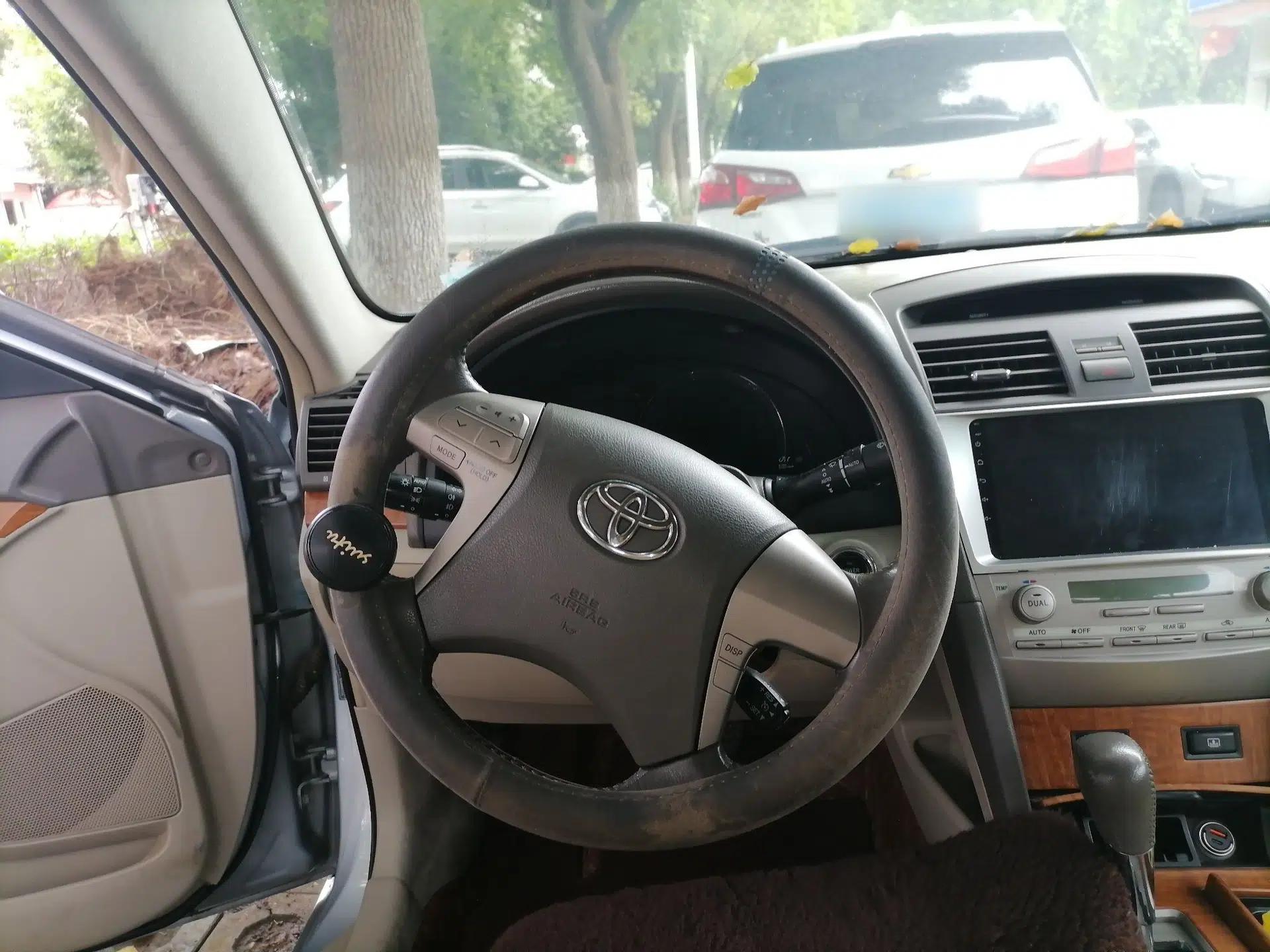 Toyota Camry 2010 240HG Luxury Edition — миниатюра 10