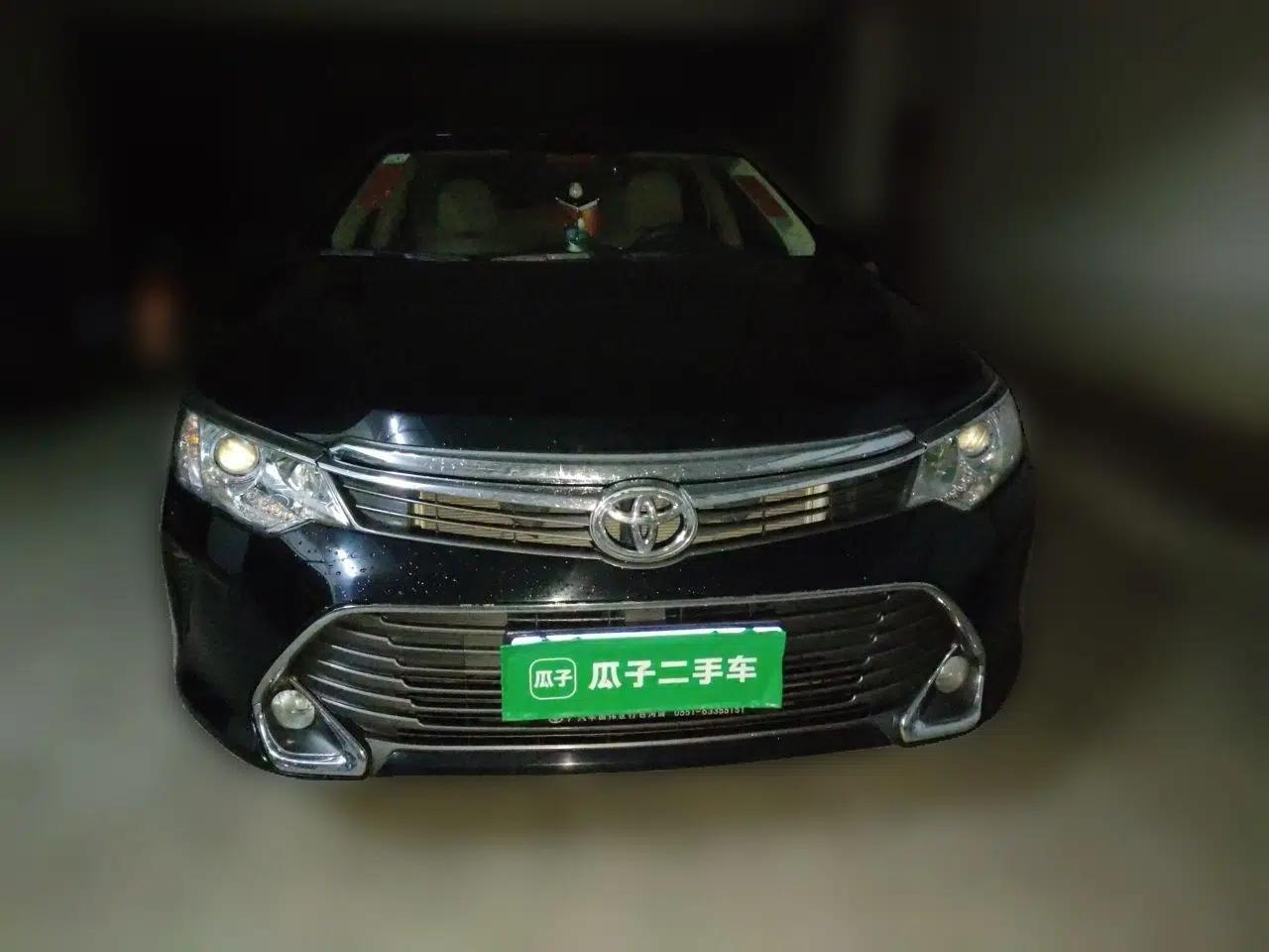 Toyota Camry 2015 2.0E Elite Edition — миниатюра 2