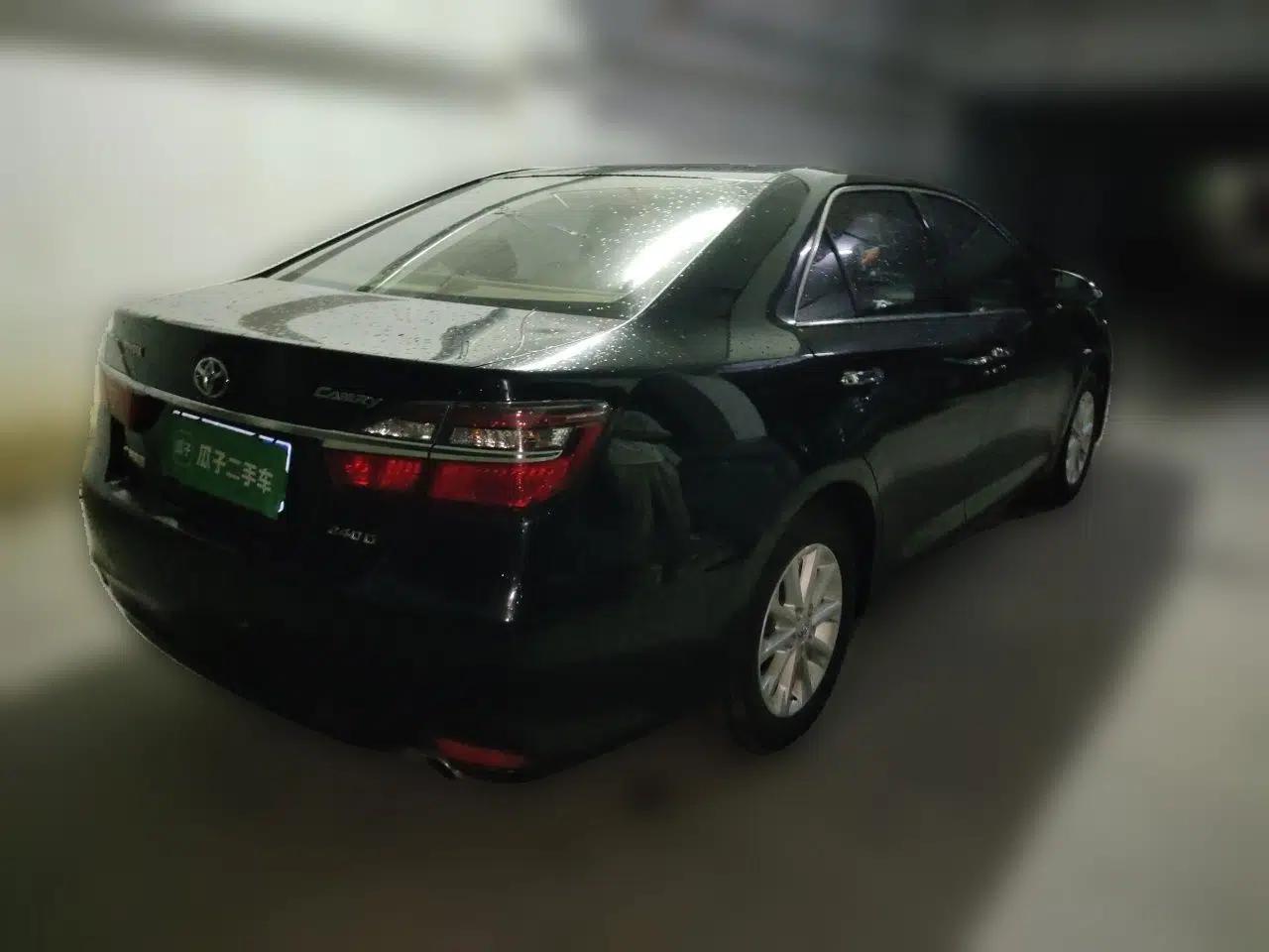 Toyota Camry 2015 2.0E Elite Edition — миниатюра 6