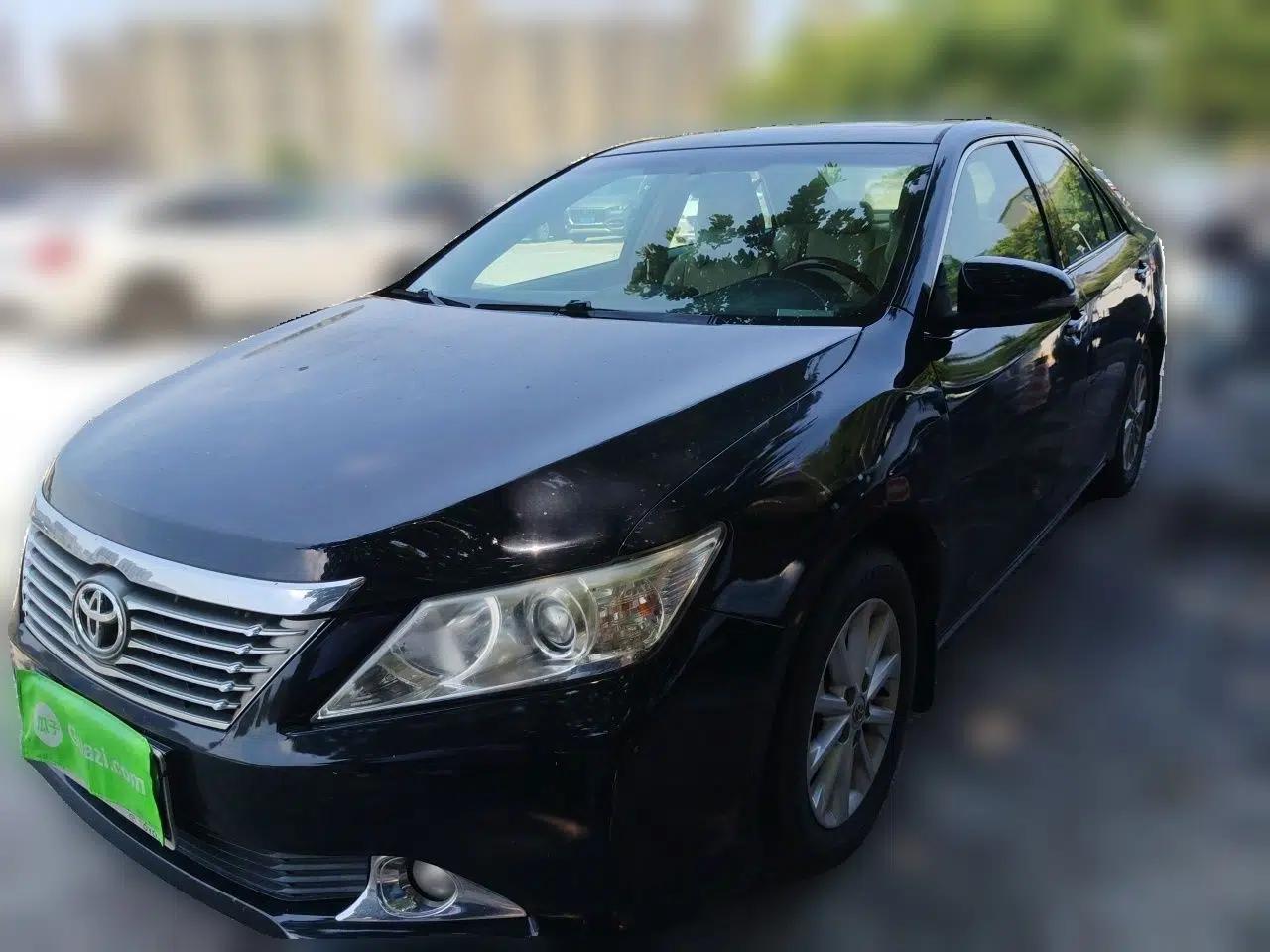 Toyota Camry 2013 2.0G Comfort Edition — миниатюра 1