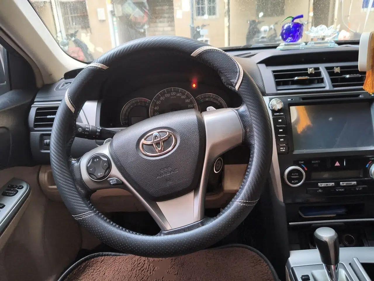 Toyota Camry 2012 Junrui 2.0S Radiant Edition — миниатюра 10