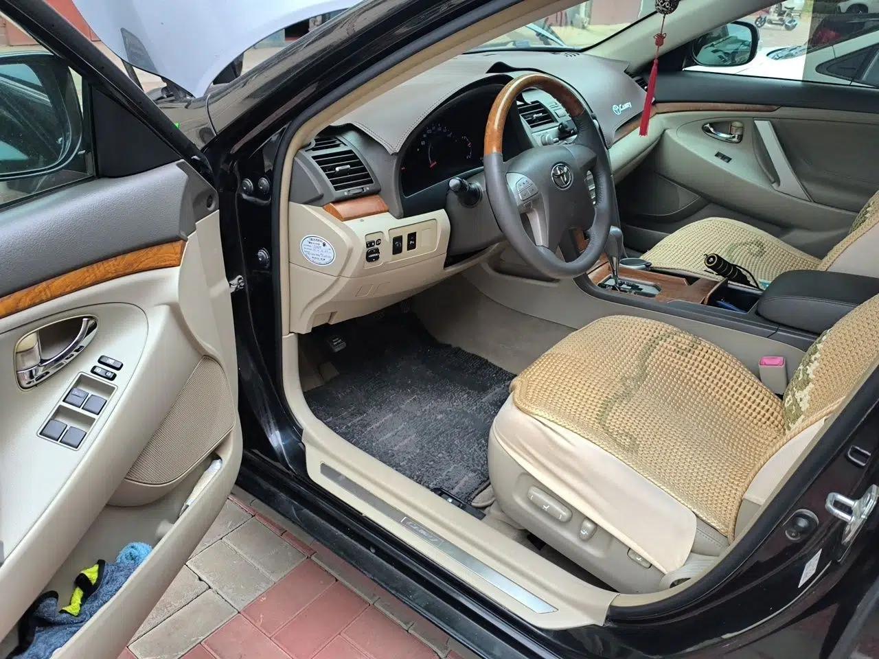 Toyota Camry 2010 240G Classic Edition — миниатюра 16