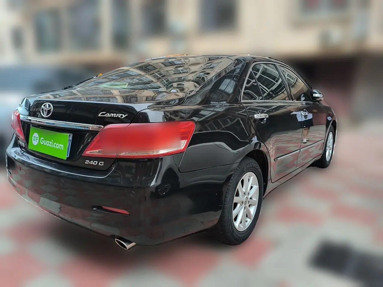 Toyota Camry 2010 240G Classic Edition — миниатюра 6