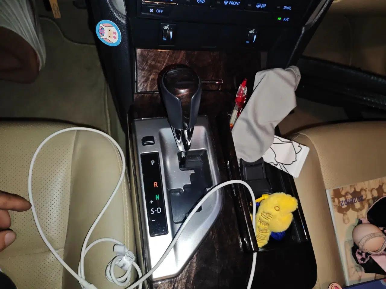 Toyota Camry 2015 2.0G Premier Edition — миниатюра 14