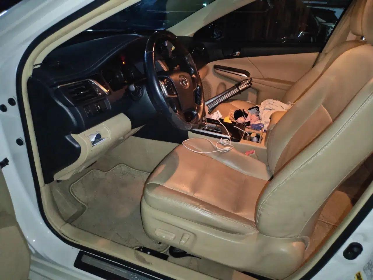 Toyota Camry 2015 2.0G Premier Edition — миниатюра 16