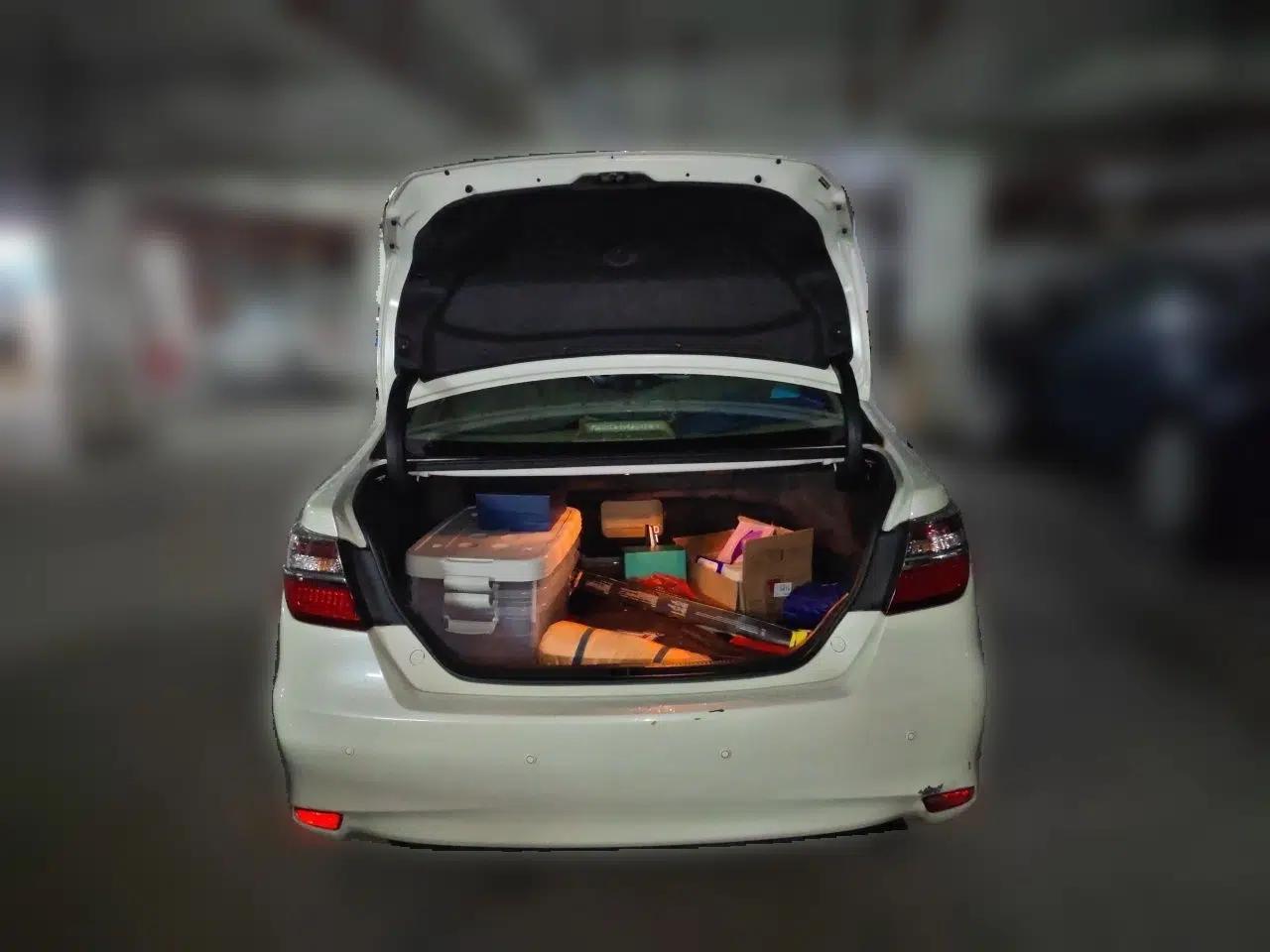 Toyota Camry 2015 2.0G Premier Edition — миниатюра 19